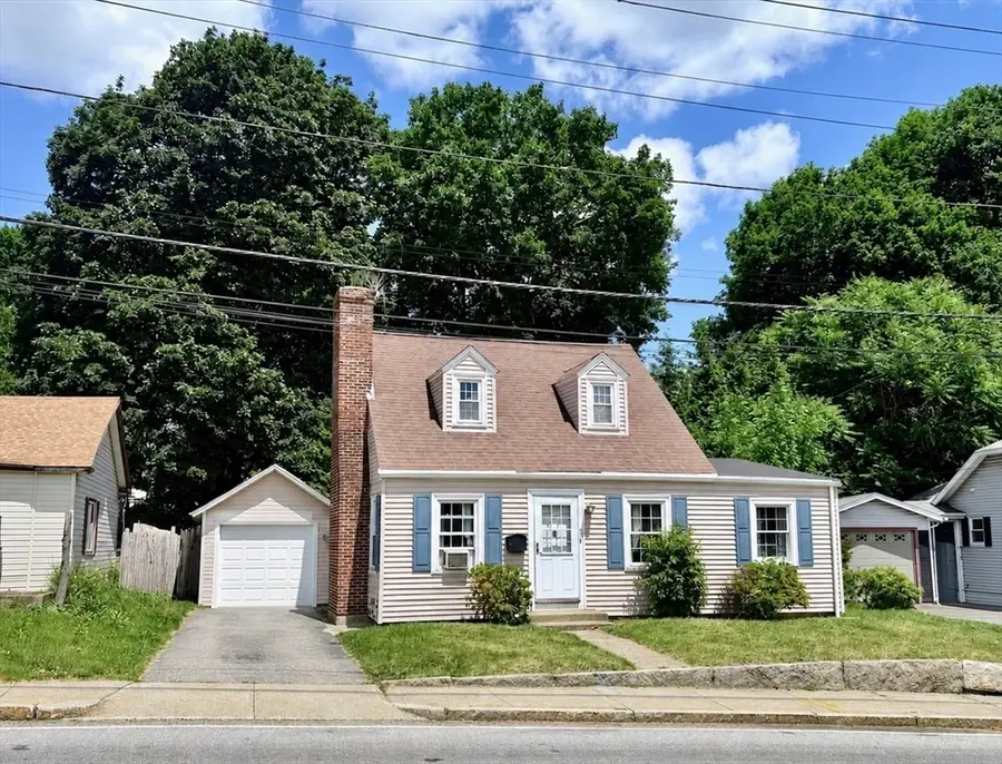 5 Canal St, Millbury, MA 01527 - #2