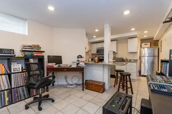 373-375 Broadway #2B, Cambridge, MA 02139