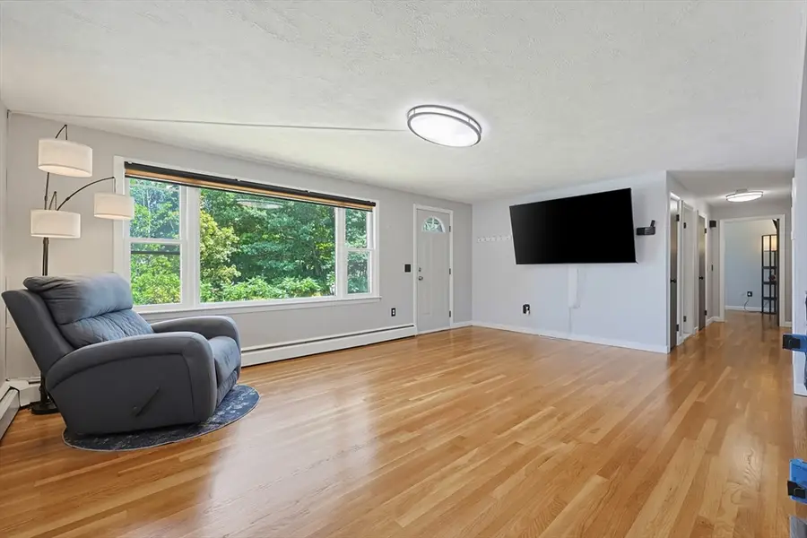 5 Rainville Ave, Fitchburg, MA 01420 - #2
