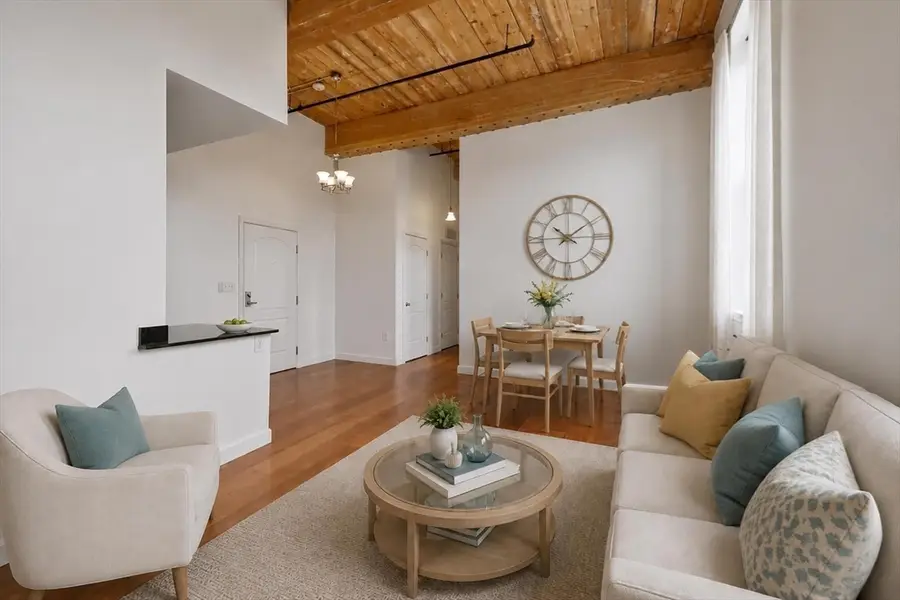 52 Lawrence Dr #M515, Lowell, MA 01854 - #3