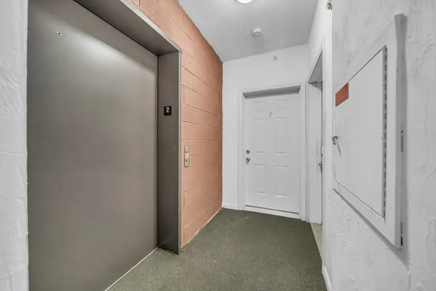 257 Pleasant St #7, Worcester, MA 01609 - #2