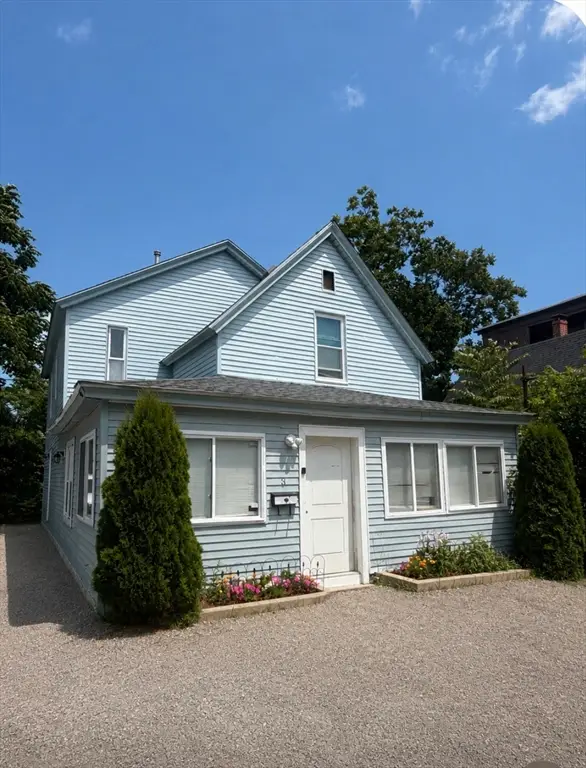 3 Mason Ct, Worcester, MA 01610