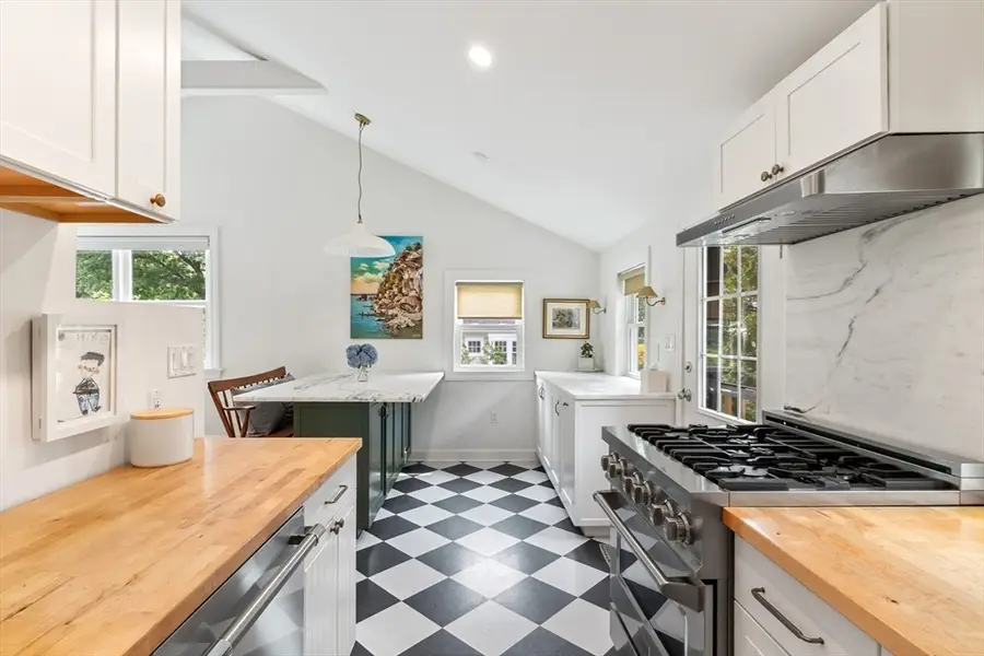 15 Woodland Road, Wayland, MA 01778 - #2