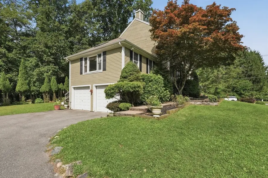 301 Winch St, Framingham, MA 01701 - #2