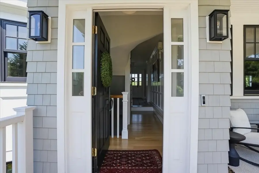 41 Hobart Ln, Cohasset, MA 02025 - #2