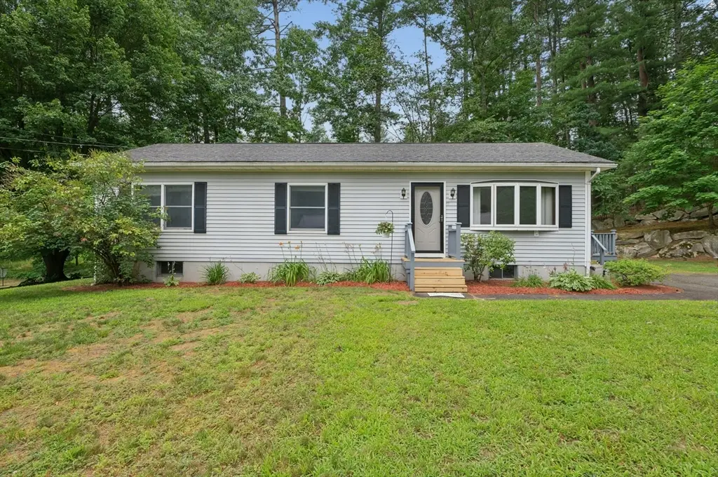 46 Middlesex Rd, Tyngsborough, MA 01879 - #1