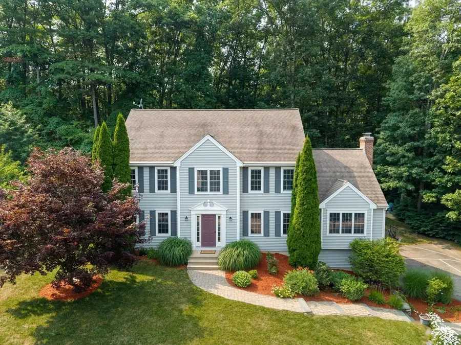 7 Evergreen Ln, Sturbridge, MA 01518 - #3