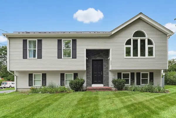 460 Richardson Ave, Attleboro, MA 02703