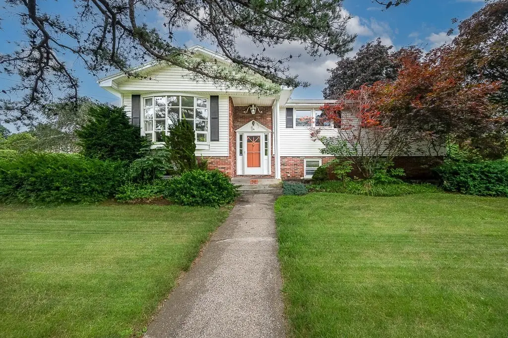 36 Roman Dr, Shrewsbury, MA 01545 - #1