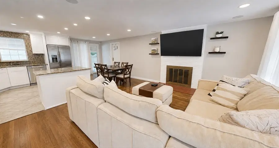 1116 Old Connecticut Path, Framingham, MA 01701 - #2