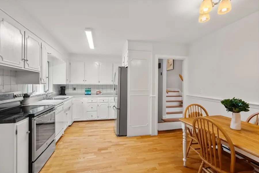 83 Bound Brook Rd, Newton, MA 02461 - #3