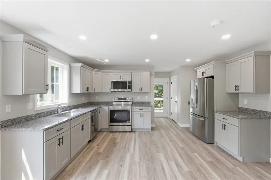 71 Pine St #A, Warren, MA 01083 - #2