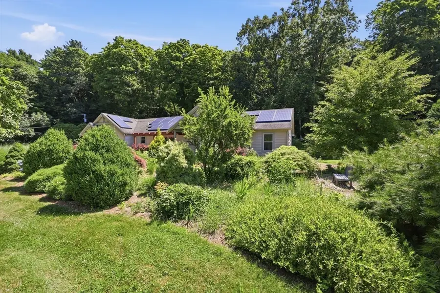 250 N Main St, Sunderland, MA 01375 - #2