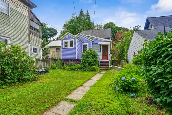 138 4th St, Montague, MA 01376