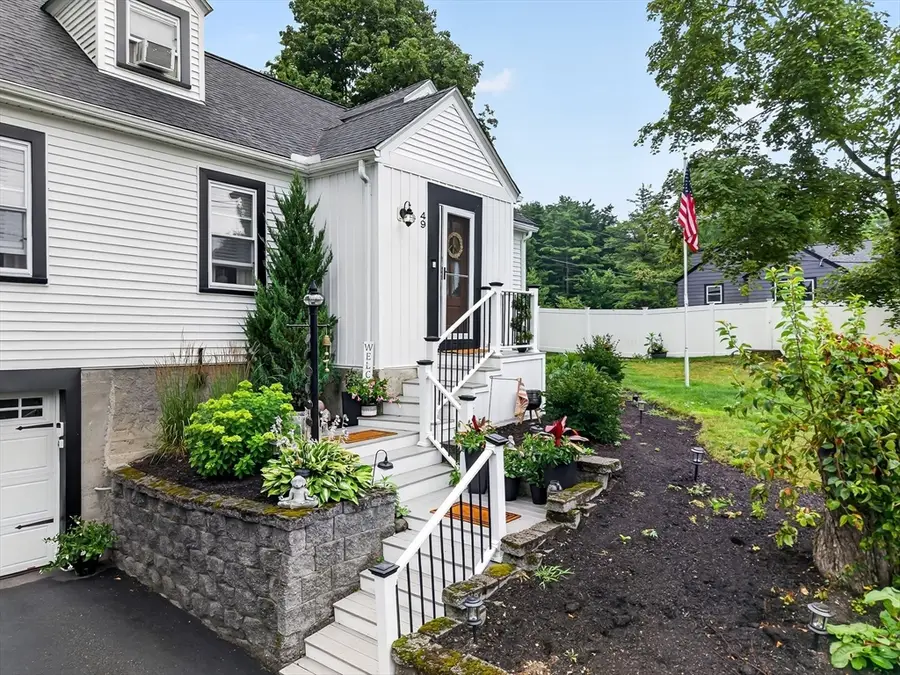 49 Richardson Rd, Fitchburg, MA 01420 - #3