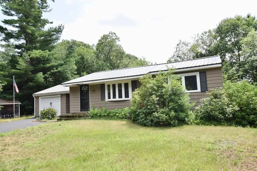 197 Birch St, Pembroke, MA 02359 - #3