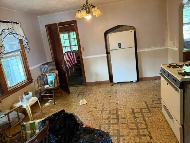 26 Carlstad St, Worcester, MA 01607 - #3