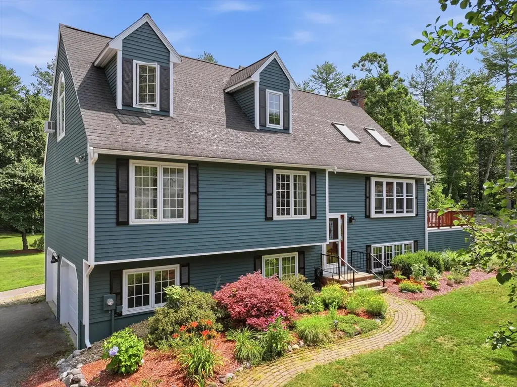 24 Piccadilly Circle, Jefferson, MA 01522 - #1