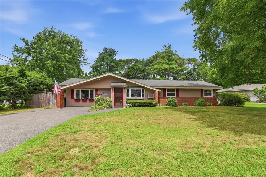 8 Sloane Dr, Framingham, MA 01701 - #2