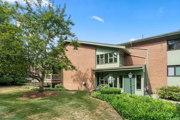 980 Plain St #14, Marshfield, MA 02050