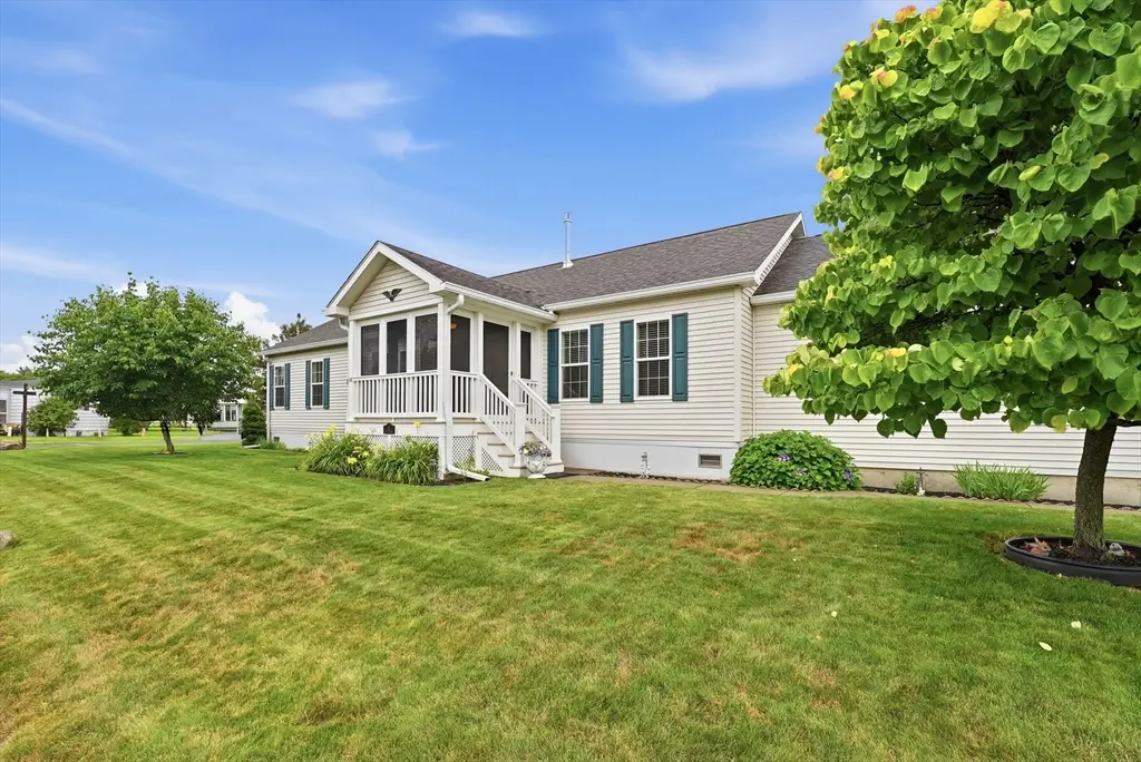 11 Carol Circle, Westfield, MA 01085 - #1