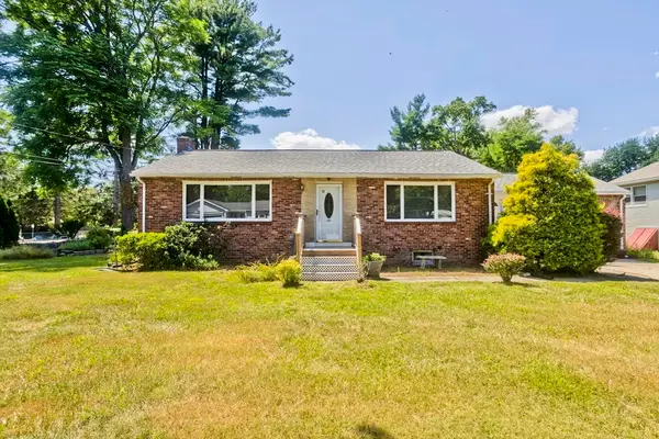 52 Harkness Ave, East Longmeadow, MA 01028