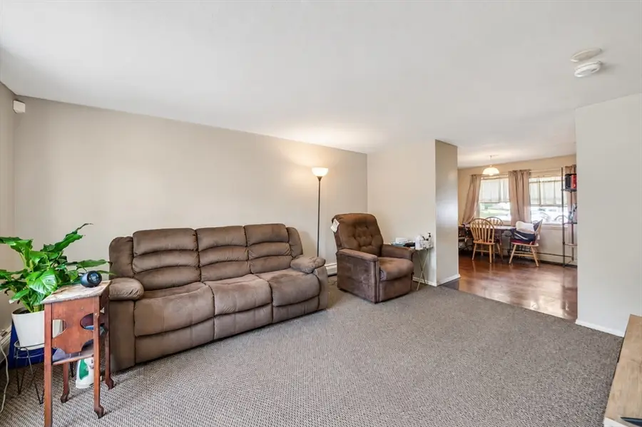 48 Manor Court #48, Springfield, MA 01118 - #2