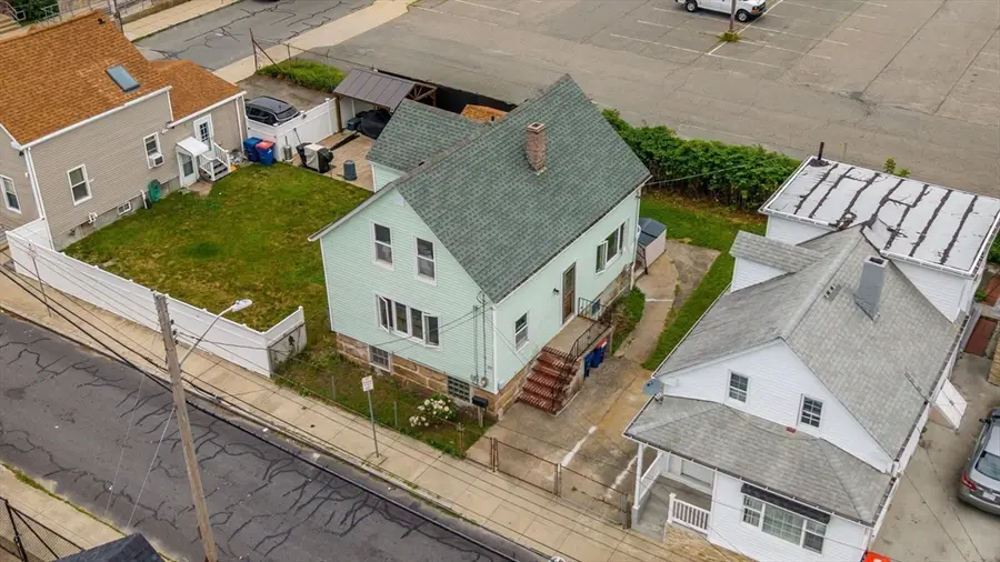 250 Chancery St, New Bedford, MA 02740 - #3
