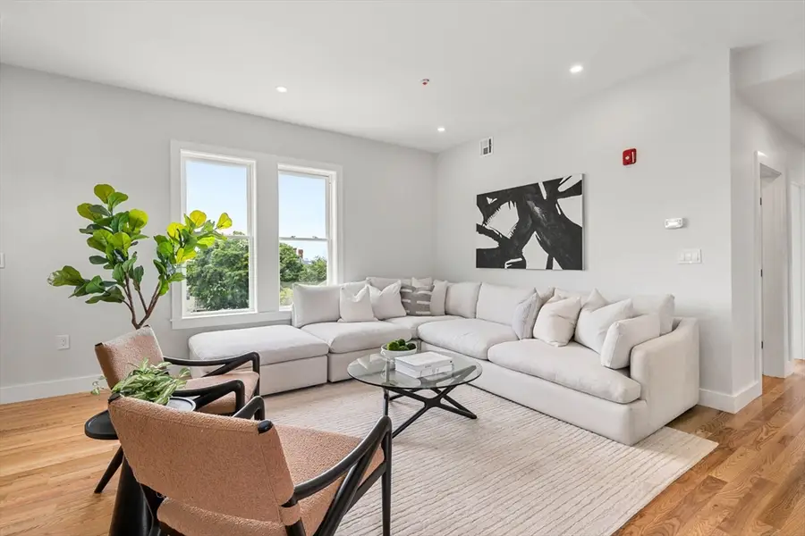 1088 Saratoga St #3, Boston, MA 02128 - #2