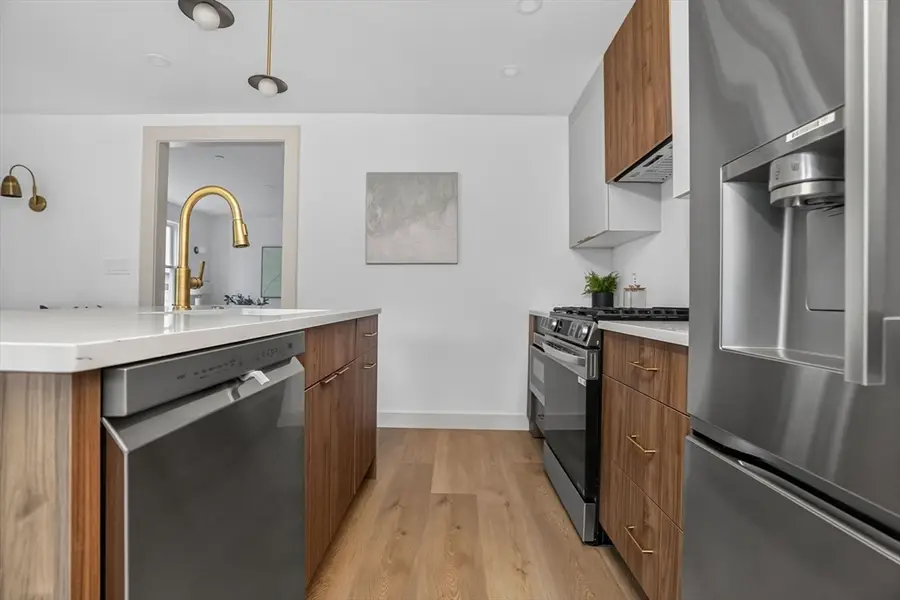 146 Jaques St #A, Somerville, MA 02145 - #3