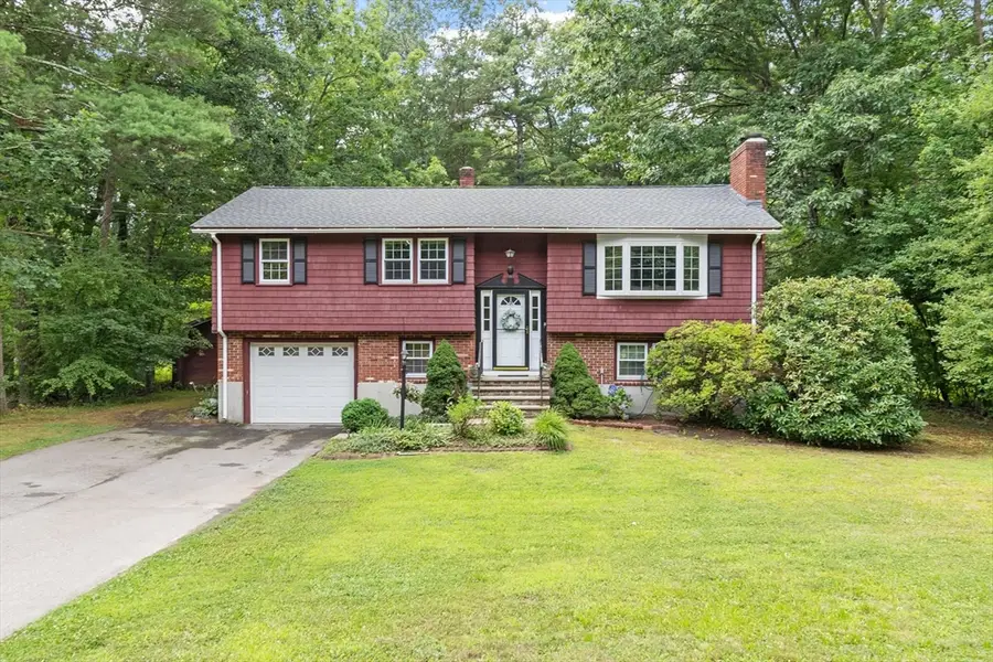 7 Meadowbrook Rd, North Chelmsford, MA 01863 - #2