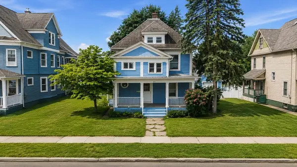248 East St, Chicopee, MA 01020