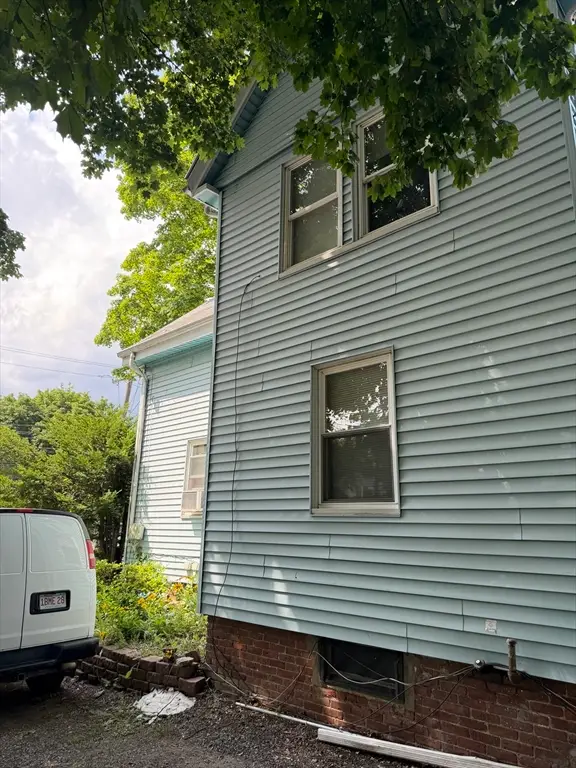 15 Washington St, Stoneham, MA 02180 - #2