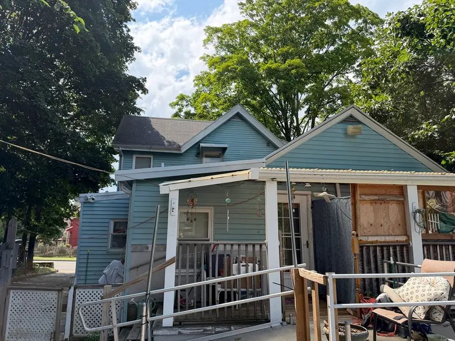 15 Washington St, Stoneham, MA 02180 - #3