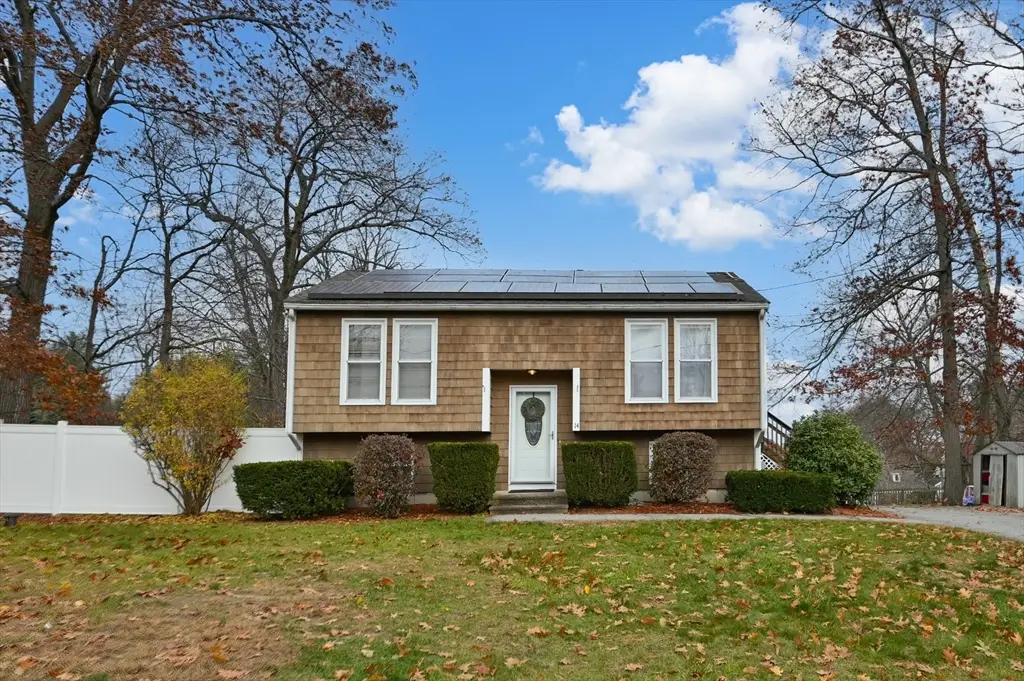 14 Malvern Ave, Tyngsborough, MA 01879 - #1