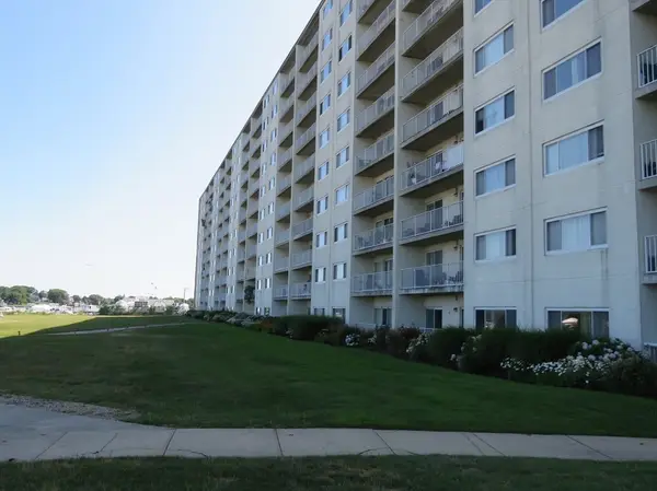 200 Cove Way #612, Quincy, MA 02169