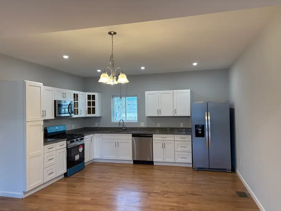 184 Avenue C #03, Woonsocket, RI 02895 - #2