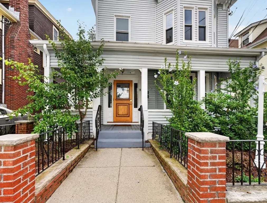 9 Dartmouth St, Somerville, MA 02145 - #1