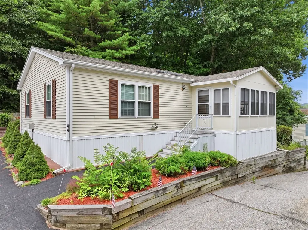 47 Washington St #44, Auburn, MA 01501 - #1