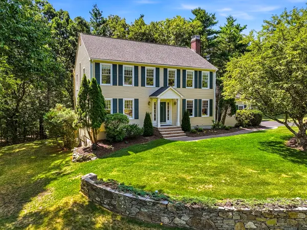 5 Longwood Drive, Hopkinton, MA 01748