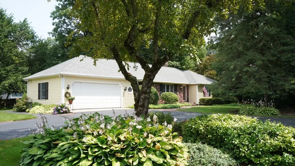 41 Wagon Wheel Rd, North Attleboro, MA 02760 - #1