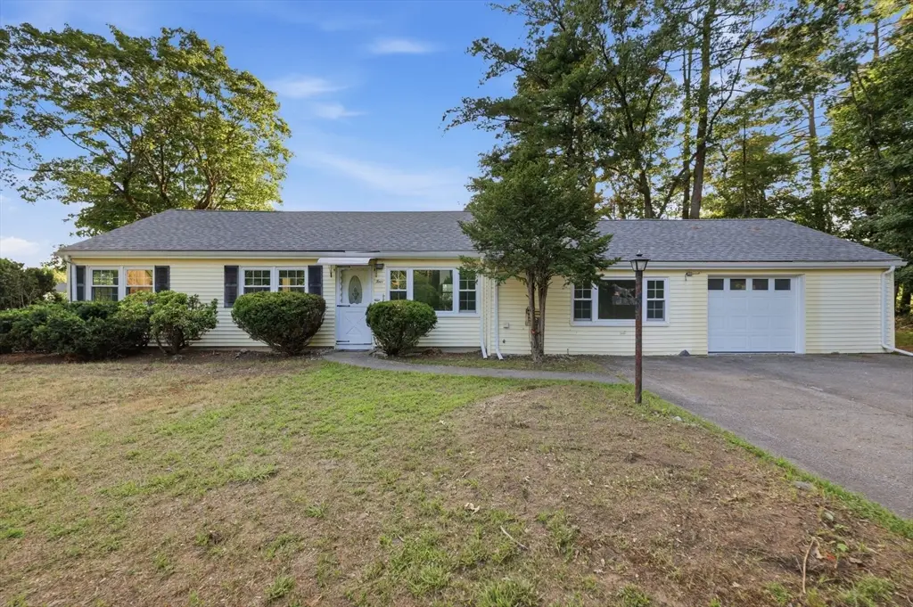 4 Lawrence Rd, Wayland, MA 01778 - #1