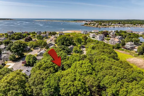 20 Park St, Yarmouth, MA 02673