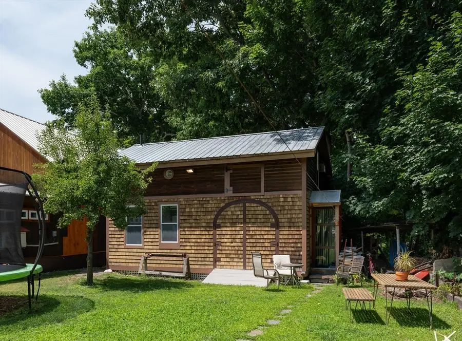 14 Main St, Shelburne, MA 01370 - #3