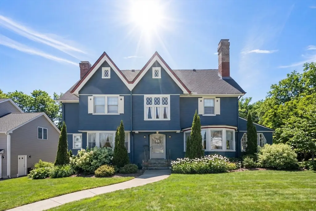 25 Kenwood Ave, Worcester, MA 01605 - #1