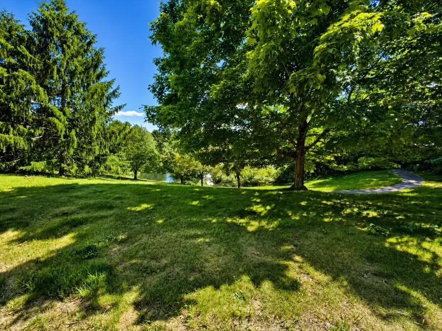 15 Fiske Pond Rd, Holliston, MA 01746 - #2