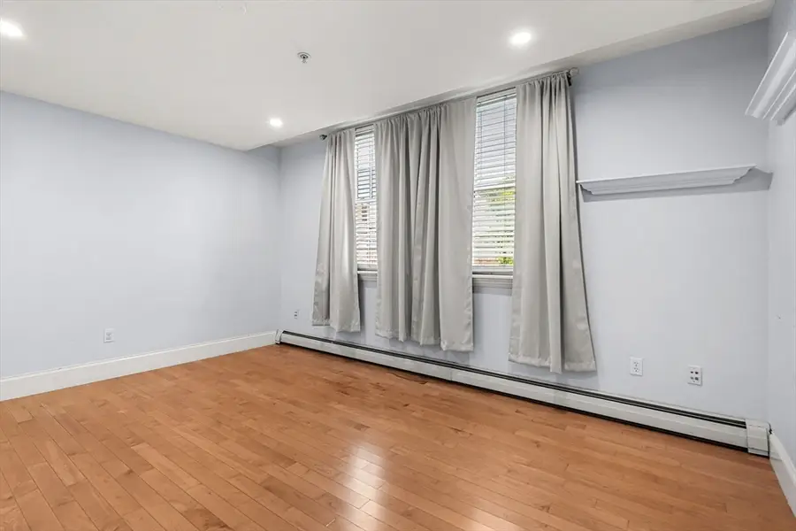 80 Prospect St #7, Gloucester, MA 01930 - #3