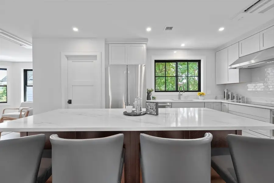 16 Curtis St #1, Somerville, MA 02144 - #3