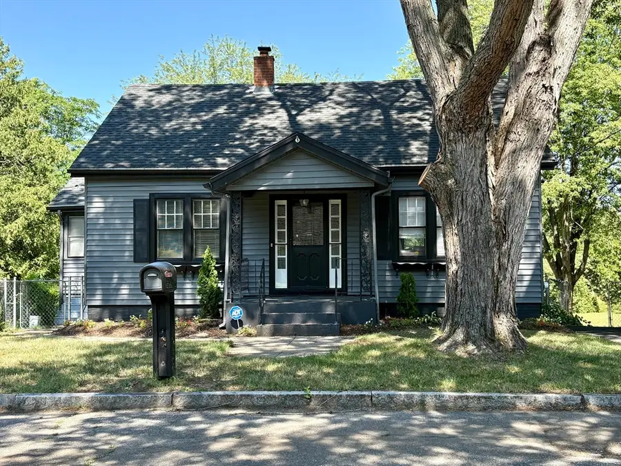 110 Darling Street, Springfield, MA 01151 - #2