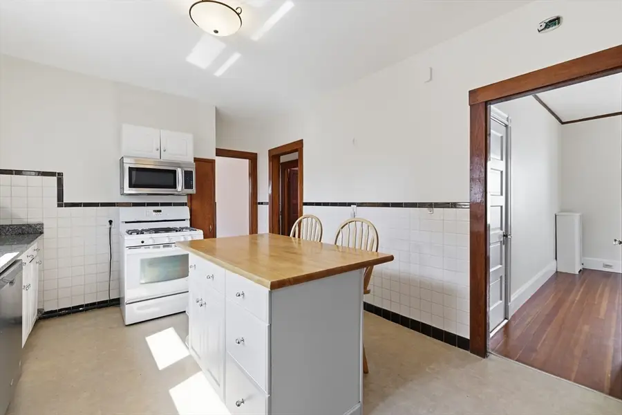 266 Fellsway W #2, Medford, MA 02155 - #2